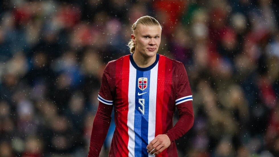 هالاند يهدر ركلة جزاء 