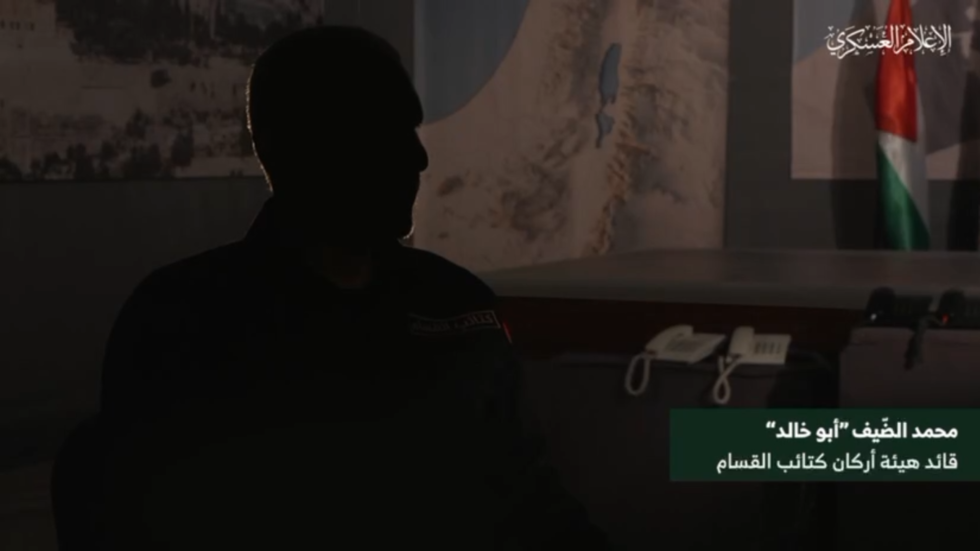 "ابدأوا الزحف الآن".. "القسام" تنشر رسالة صوتية لقائد هيئة أركان الكتائب في غزة