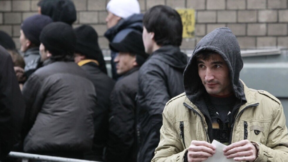 طاجيكستان تكثف توعية مواطنيها المتوجهين للعمل في روسيا لمنع وقوعهم في شباك الإرهاب