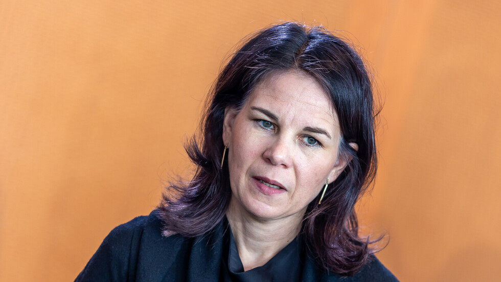 ألمانيا تحذر من خطر انتصار روسيا وتجدد رفضها إرسال قوات أوروبية إلى أوكرانيا