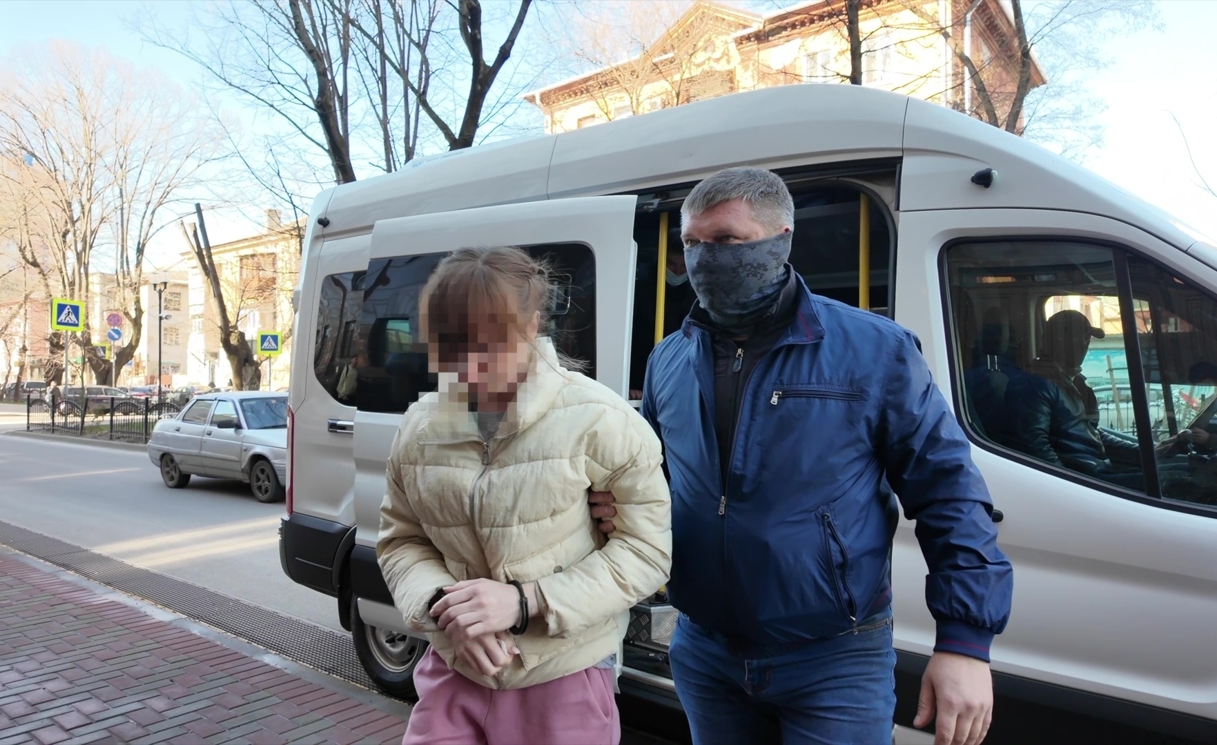الأمن الروسي يعتقل عميلين لكييف خططا لأعمال إرهابية في القرم (فيديو)