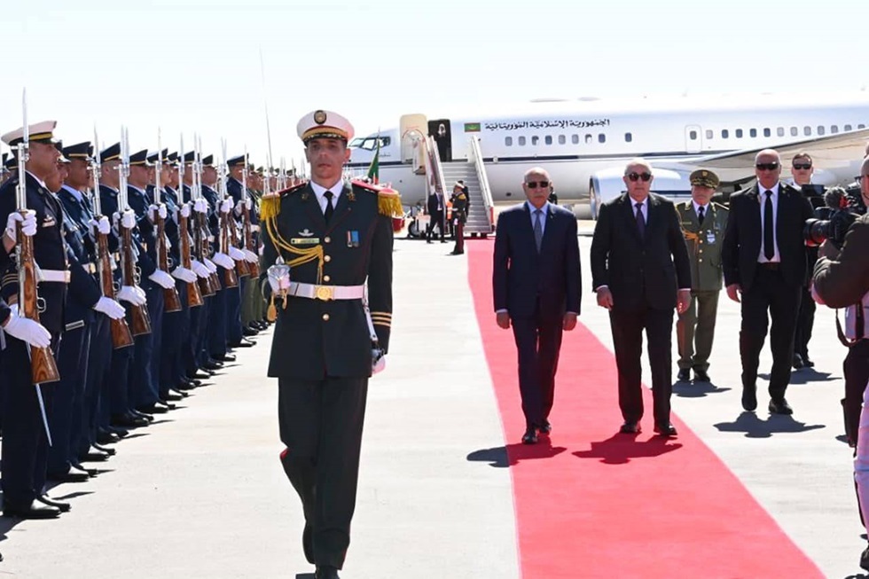 الرئيس الجزائري يستقبل رؤساء العراق وتونس وموريتانيا ورئيس المجلس الرئاسي الليبي (فيديوهات)