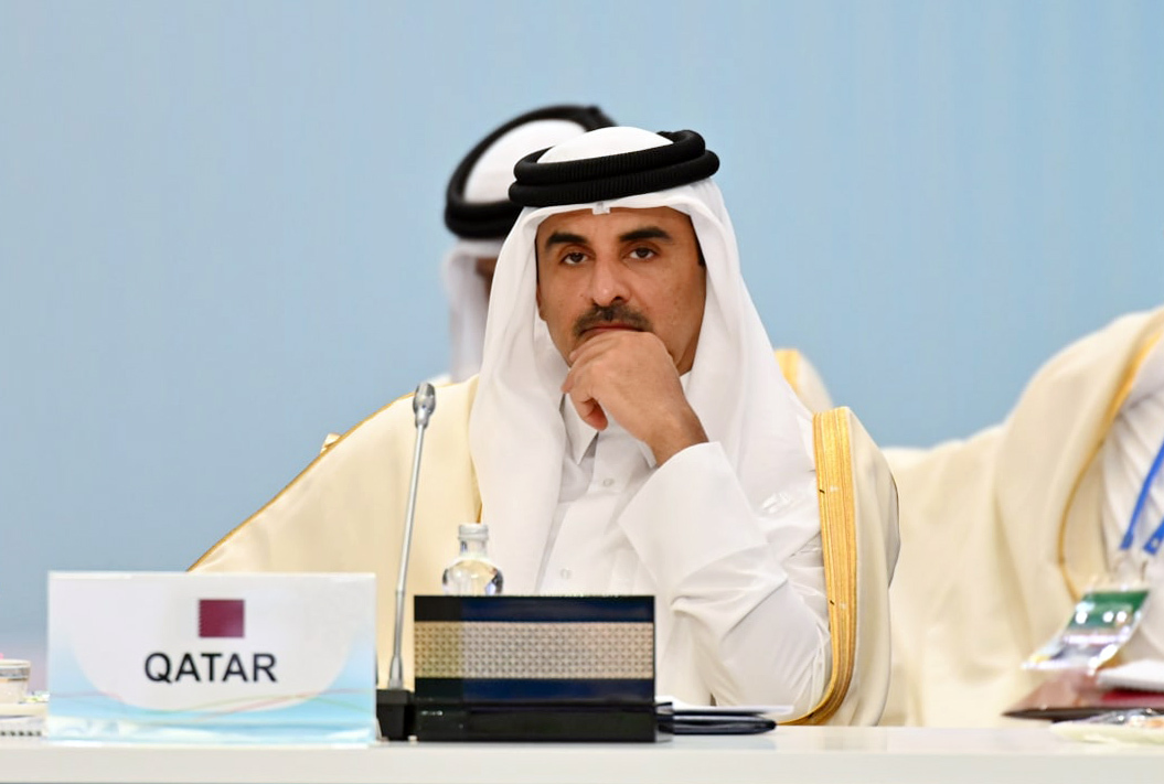 أمير قطر يصل إلى الجزائر للمشاركة منتدى الدول المصدرة للغاز (صور)