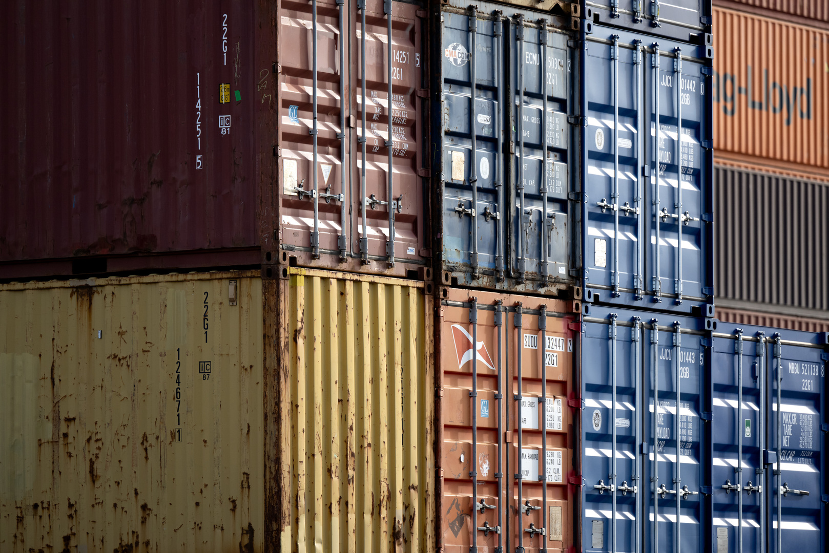 مستشار رئيسي يكشف عن مشروع مع دولتين عربيتين يجعل وصول إيران إلى البحر المتوسط “سهلا للغاية” مستشار رئيسي يكشف عن مشروع مع دولتين عربيتين يجعل وصول إيران إلى البحر المتوسط “سهلا للغاية”