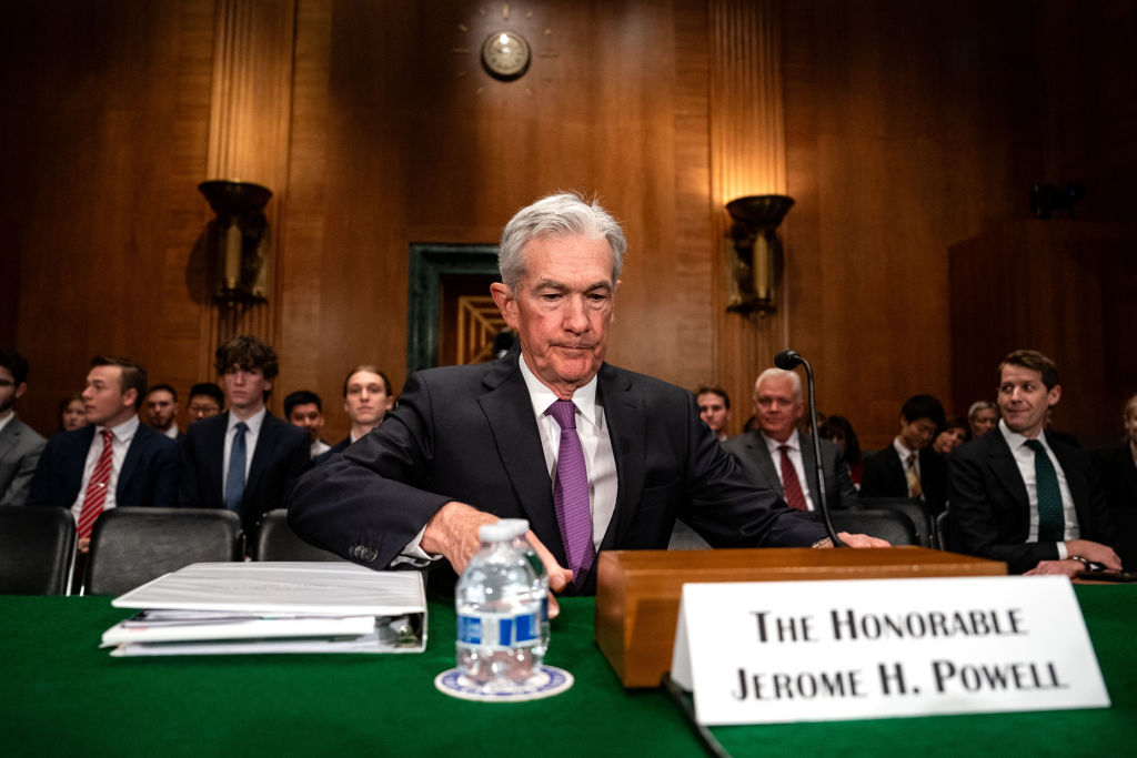 رئيس الاحتياطي الفيدرالي الأمريكي يتوقع فشل بعض البنوك بسبب قطاع العقارات التجارية