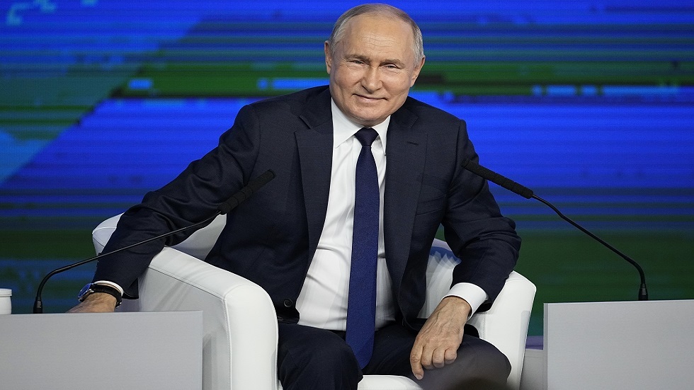 استطلاعات رأي: بوتين قد يحصل على أكثر من 80% من الأصوات في الانتخابات
