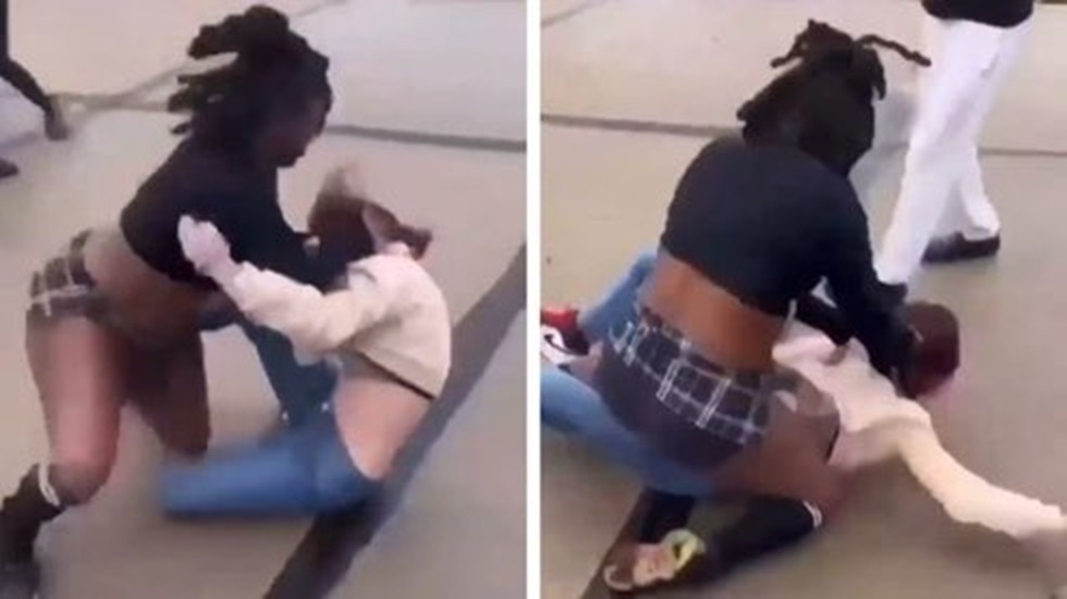 بالفيديو.. طالبة بمدرسة أمريكية تضرب زميلتها بطريقة وحشية