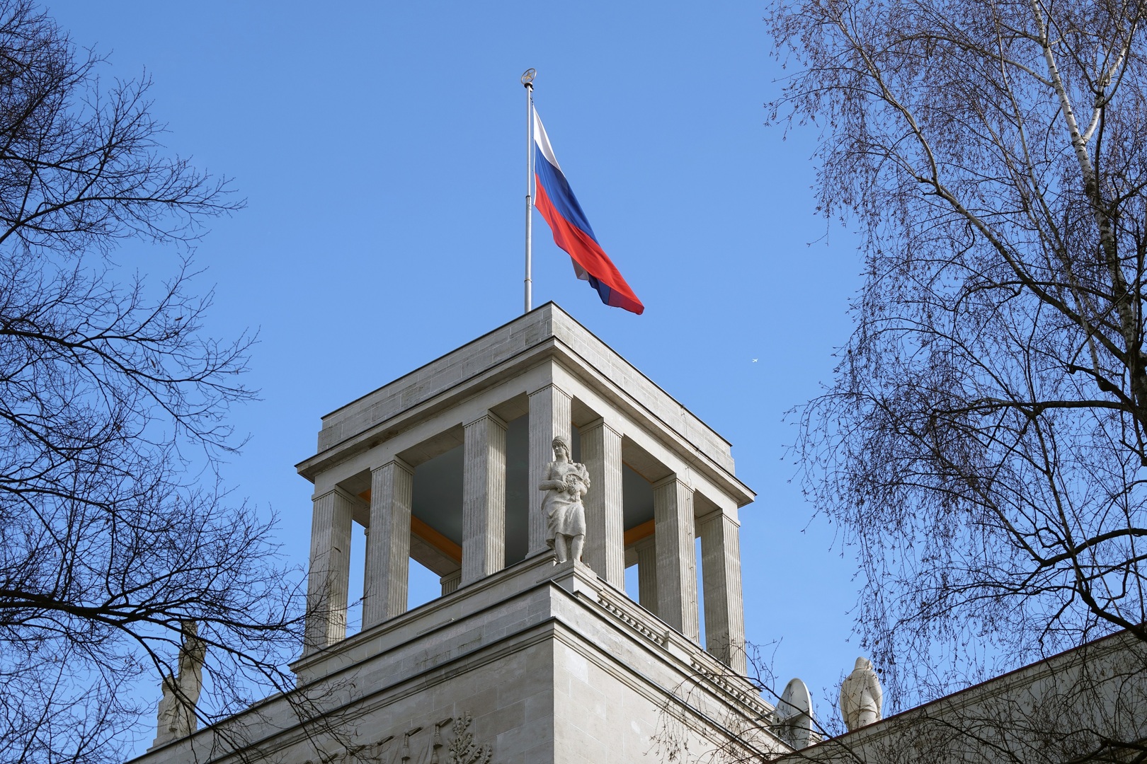 السفارة الروسية في برلين: نرفض محاولات ألمانيا لوضع 