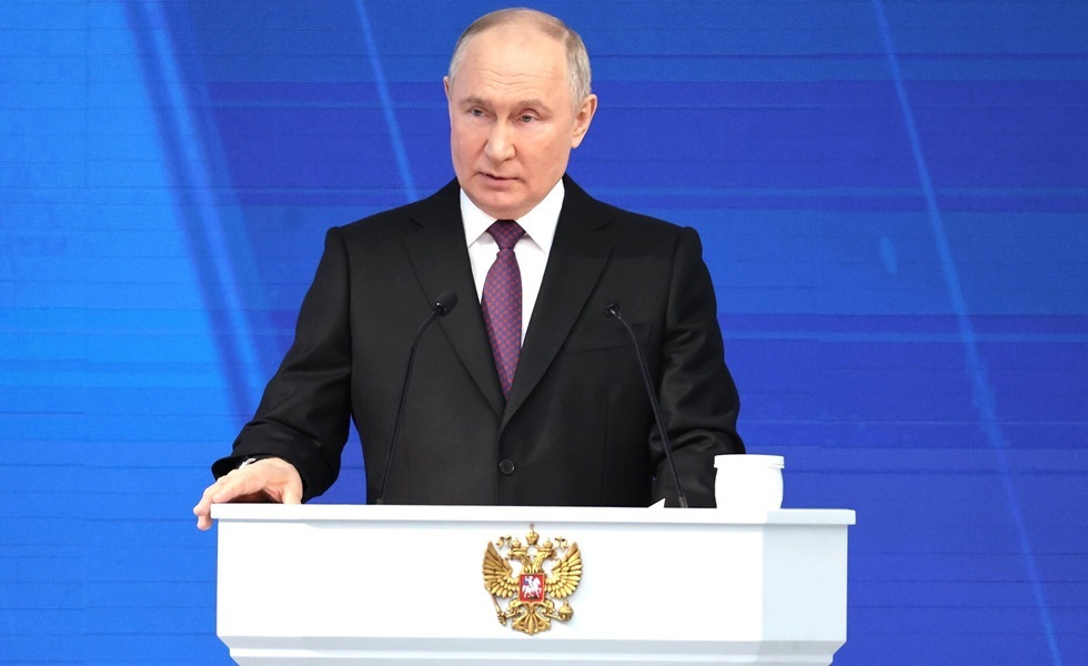 بوتين: وحدة المجتمع الروسي هي السلاح الرئيسي لبلادنا