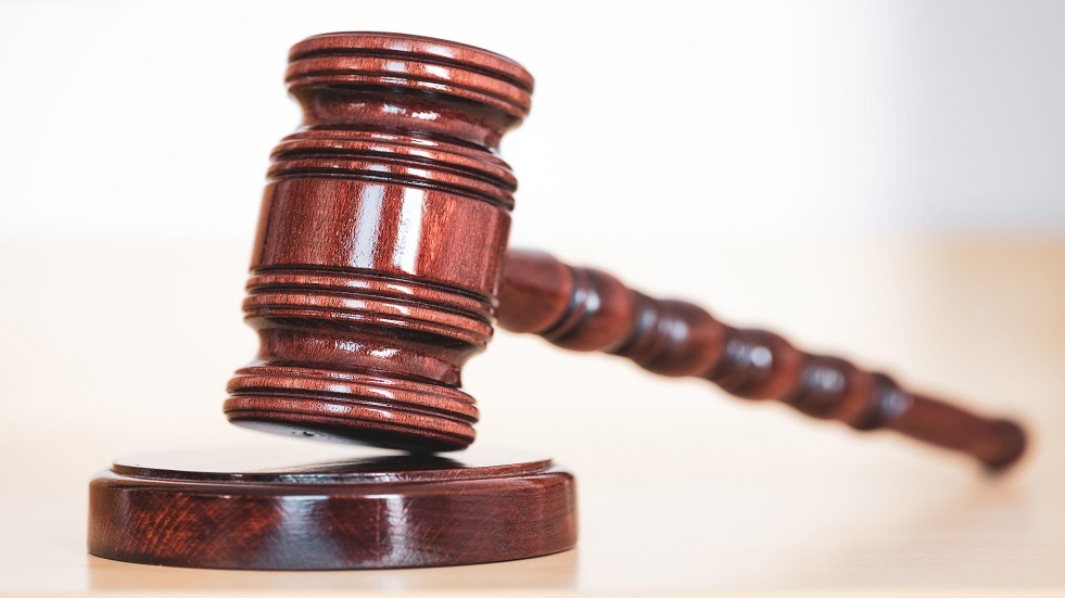 قبضوا ملايين.. تأجيل محاكمة المتهمين في قضية رشوة الجمارك الكبرى في مصر قبضوا ملايين.. تأجيل محاكمة المتهمين في قضية رشوة الجمارك الكبرى في مصر