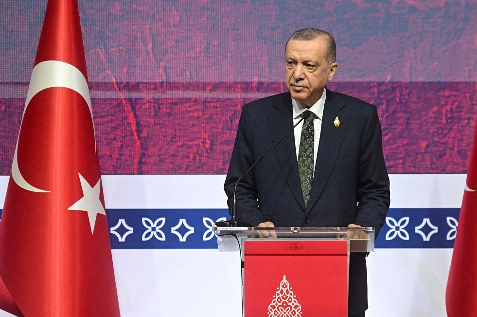 أردوغان يخطب أمام 40 ألفا من مؤيديه في مدينة أرضروم