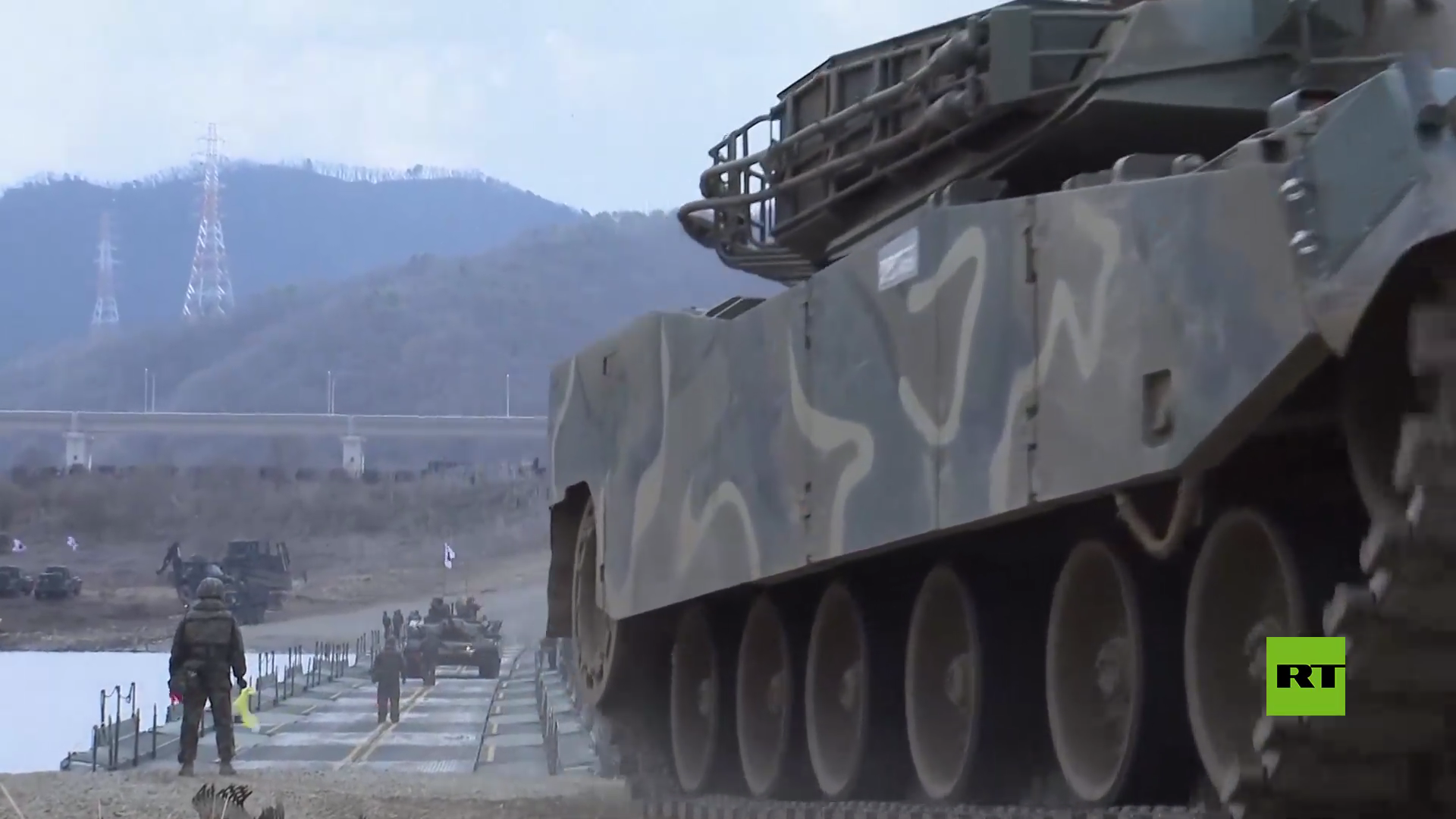 بالفيديو.. مناورات عسكرية مشتركة للقوات الأمريكية والكورية الجنوبية