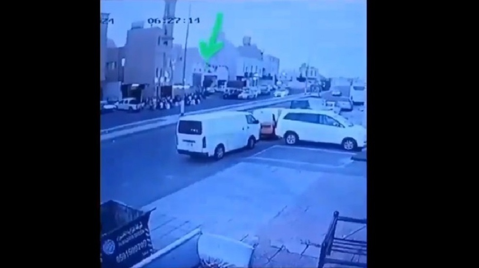 السعودية.. سيارة مسرعة تتسبب بكارثة أثناء إفطار جماعي في مكة المكرمة (فيديو)