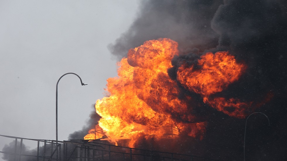آثار هجوم على موقع للطاقة في خاركوف (صورة أرشيفية)