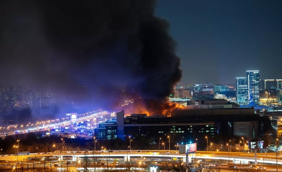 أخبار الهجوم الإرهابي على المركز التجاري في ضواحي موسكو تتصدر عناوين الصحف العالمية