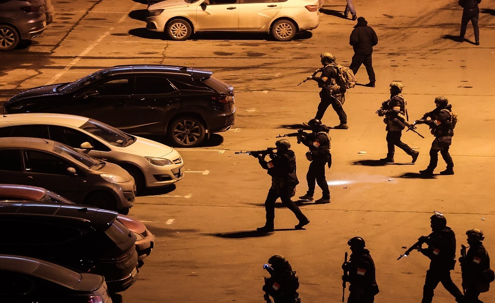 ألفا: الإرهابيون كانوا يطرحون بعض المطالب لكنهم الآن يقتلون فحسب ألفا: الإرهابيون كانوا يطرحون بعض المطالب لكنهم الآن يقتلون فحسب