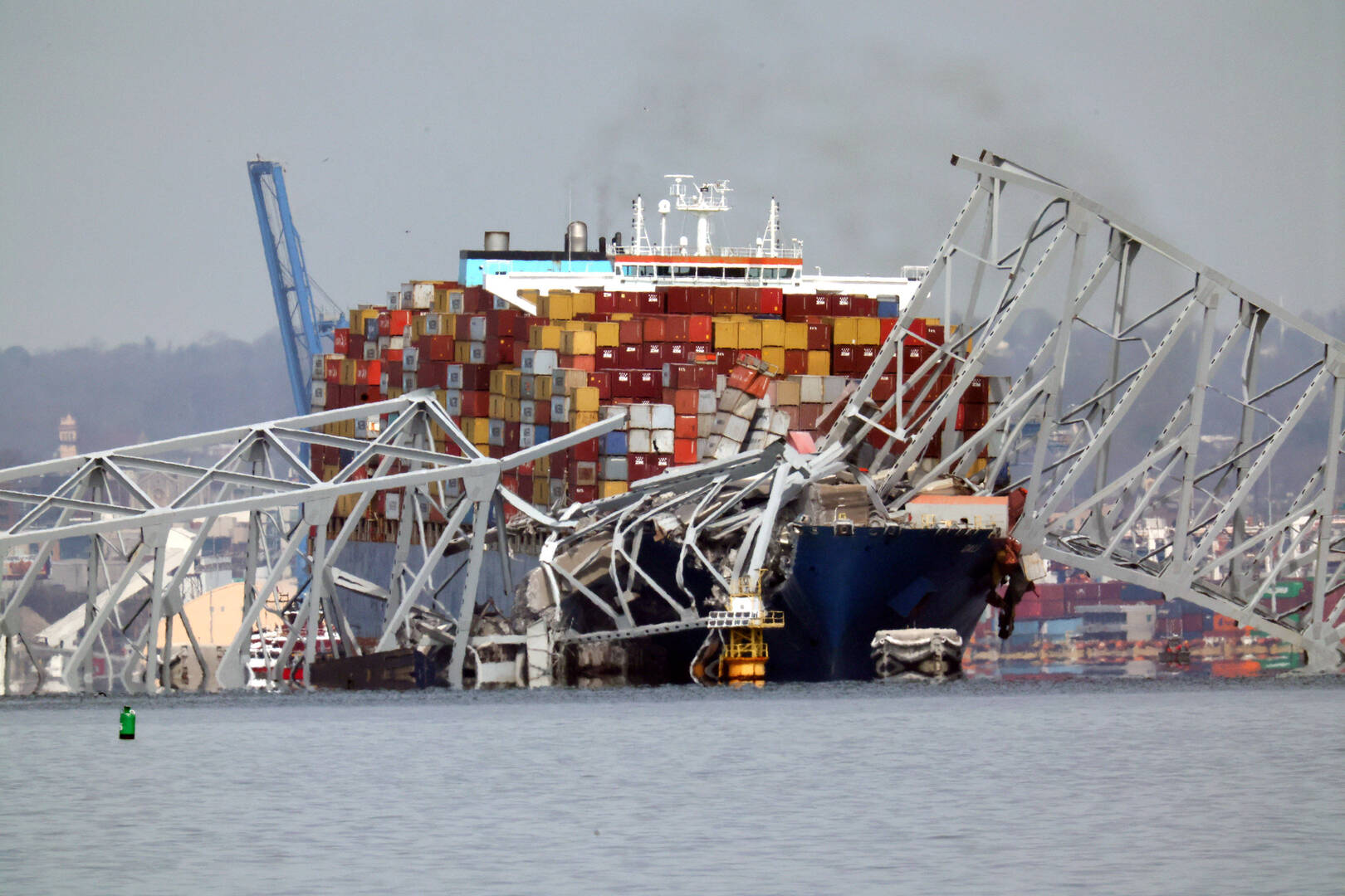 وسائل إعلام: قبطان السفينة التي صدمت جسرا في بالتيمور الأمريكية قد يكون أوكرانيا