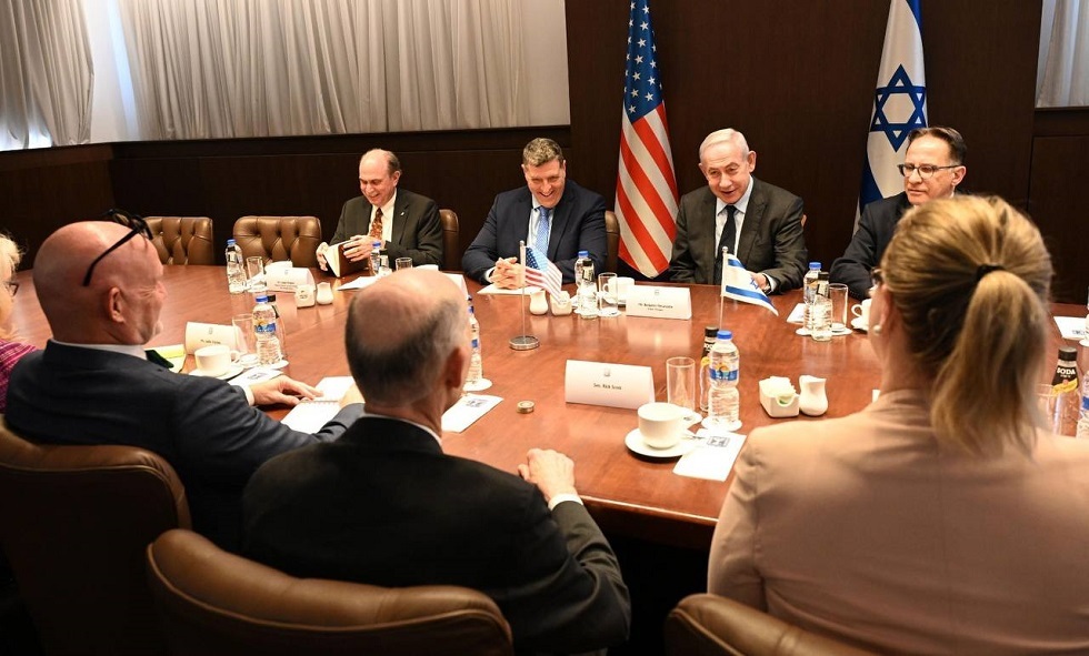 نتنياهو للسيناتور الأمريكي ريك سكوت: قراري بعدم إرسال وفد إلى واشنطن رسالة إلى حماس
