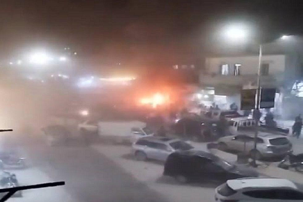 مشاهد من انفجار سيارة مفخخة في مدينة إعزاز شمالي سوريا