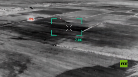 مقاتلات سو-34 تستهدف أهدافا عسكرية أوكرانية بقنابل حائمة فائقة الدقة