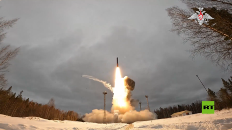 مشاهد جديدة لإطلاق صاروخ 