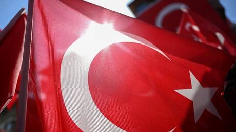 الأمن التركي يعتقل 33 شخصا يشتبه بتخطيطهم لهجمات إرهابية