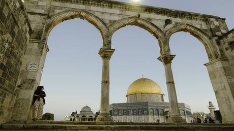 لأول مرة منذ  1967.. إسرائيل تثبّت أسلاكا شائكة عند سور محاذ للمسجد الأقصى في سابقة خطيرة