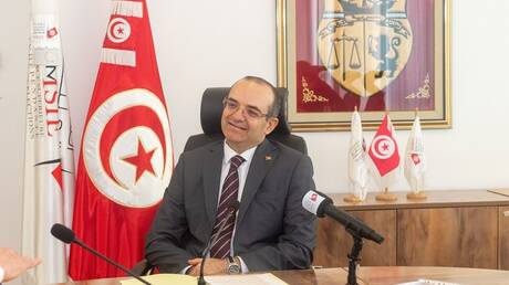 مراسلة RT: رئيس الهيئة العليا المستقلة للانتخابات في تونس يتوجه إلى روسيا