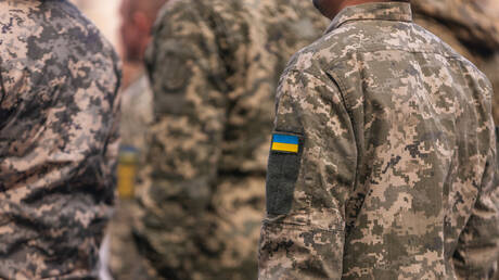 عريضة بآلاف التواقيع تطالب نظام كييف بمكافحة التحرش الجنسي بالنساء في القوات الأوكرانية