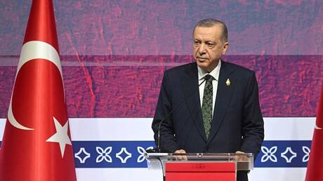 أردوغان يخطب أمام 40 ألفا من مؤيديه في مدينة أرضروم