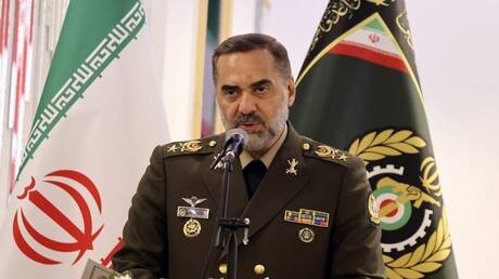 وزير الدفاع الإيراني: واشنطن مسؤولة عن زعزعة استقرار سوريا وتشريد ملايين السوريين