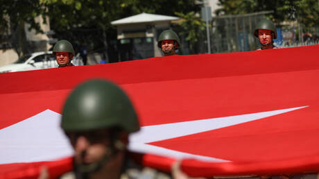وزارة الدفاع التركية تعلن مقتل جندي تركي بهجوم في شمالي العراق