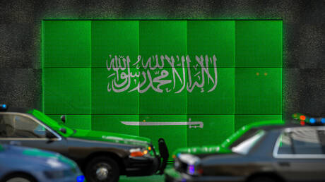 السعودية..مقطع فيديو لمشاجرة جماعية بين أجانب يثير غضبا والسلطات تتحرك (فيديو)