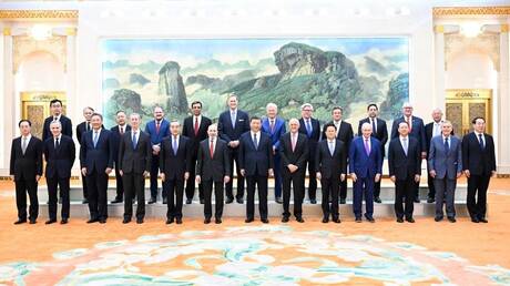 رئيس الصين يحث واشنطن على التعامل بشكل صحيح مع المسائل الحساسة للحفاظ على استقرار العلاقات الثنائية