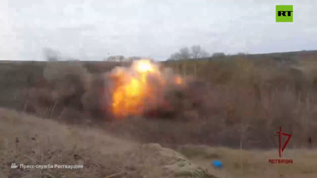 اكتشاف وتدمير مستودع أوكراني مفخخ يحوي أسلحة أجنبية