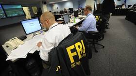 بينهم  مايك بومبيو.. FBI يلاحق عميلا إيرانيا خطط لاغتيال مسؤولين أمريكيين انتقاما لسليماني (صورة)