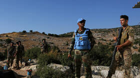 إصابة 3 مراقبين عسكريين ومترجم جراء انفجار وقع قرب دورية تابعة لليونيفيل جنوبي لبنان