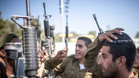 لابيد: من يرفض التجنيد بالجيش الإسرائيلي لن يحصل على أموال من الدولة