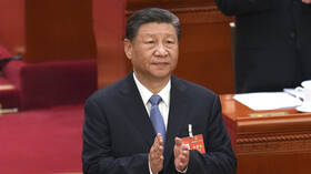 الرئيس الصيني شي جين بينغ يهنئ بوتين بفوزه في الانتخابات الرئاسية