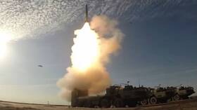 صاروخ إس – 400 الروسي يدمر راجمة صواريخ تشيكية