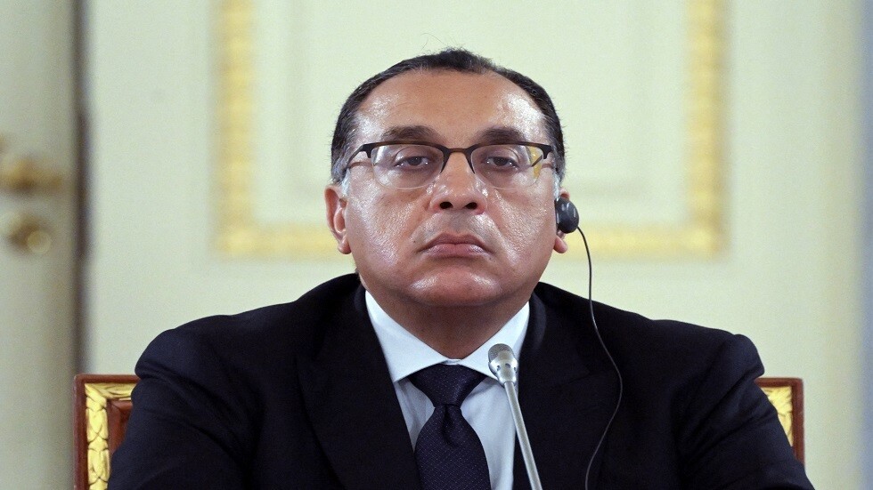 مصادر تكشف لـRT تفاصيل استقالة الحكومة المصرية