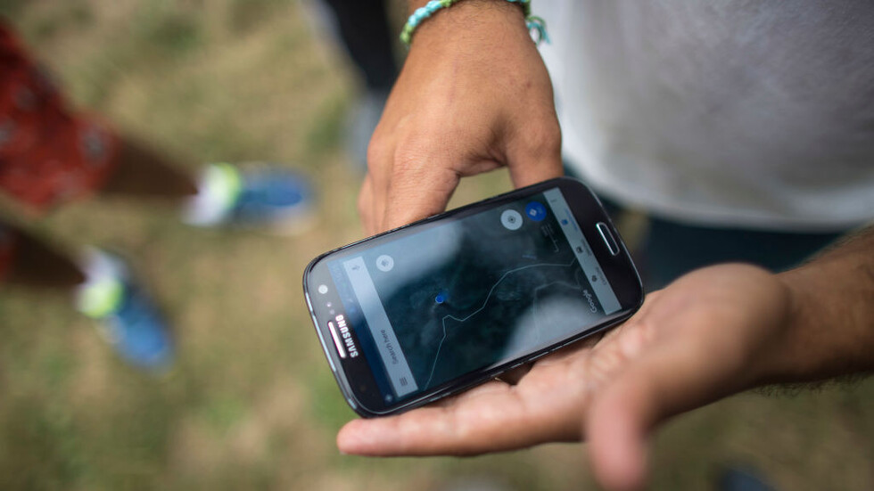 مصدر أمني يكشف أسباب تشويش إسرائيل إشارات الـ