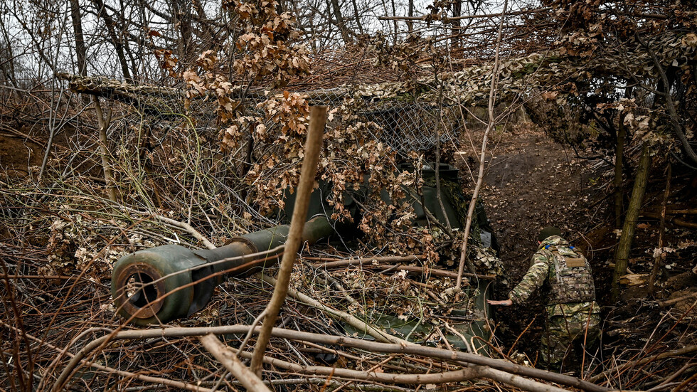 "فوربس": نقص الذخيرة أحد أسباب تراجع القوات الأوكرانية أمام الجيش الروسي