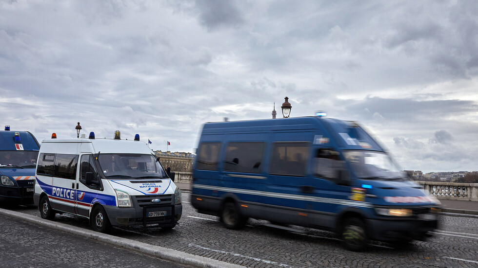 ضبط 70 كلغ من حشيشة الكيف في منزل رئيسة بلدية في فرنسا