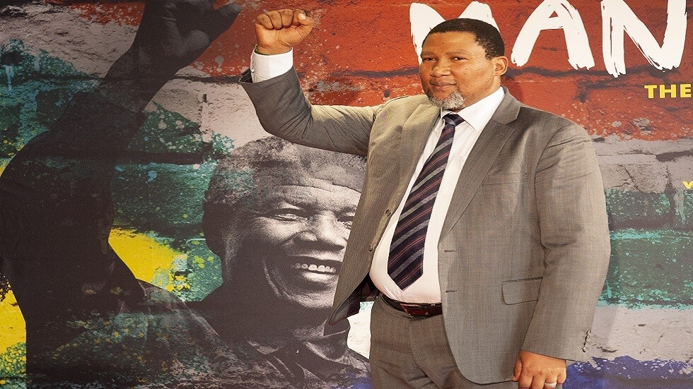 "كلام مضحك ومضلل".. حفيد مانديلا يدعو لعدم ذكر اسم جده في سياق واحد مع ترامب وبايدن