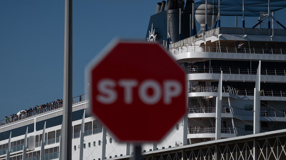 السلطات الإسبانية تدرس إلغاء إصدار "التأشيرات الذهبية"