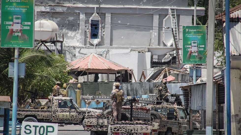 المدرعات تجوب شوارع العاصمة الصومالية وسط مخاوف أمنية على القصر الرئاسي