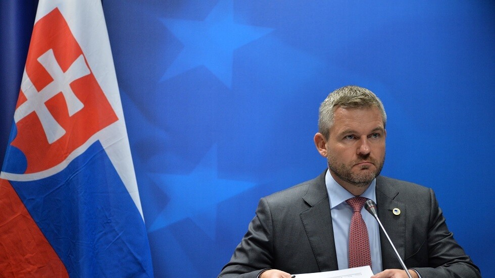 "الخليج": الاتحاد الأوروبي وواشنطن وكييف تلقوا ضربة جديدة بانتخاب "حليف لروسيا" كرئيس لسلوفاكيا