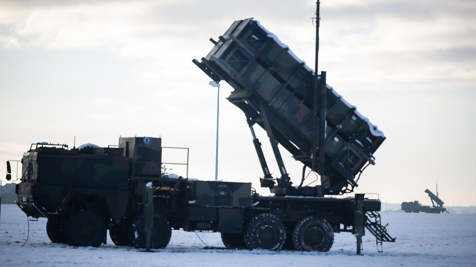 كوليبا: سنطالب الغرب بشدة بتقديم أنظمة 