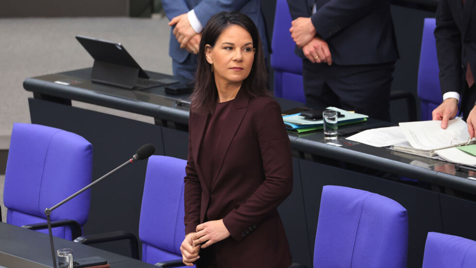 بيربوك تبحث مع عبد اللهيان التوتر في الشرق الأوسط